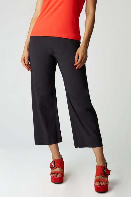 Shop Women's Crop Pants & Capris — Andiamo