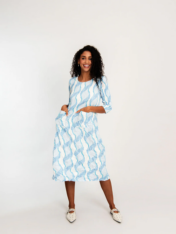 3/4 sleeve smash pocket dress