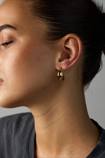 bianca mini hoop earring