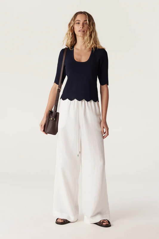 crepe scallop top