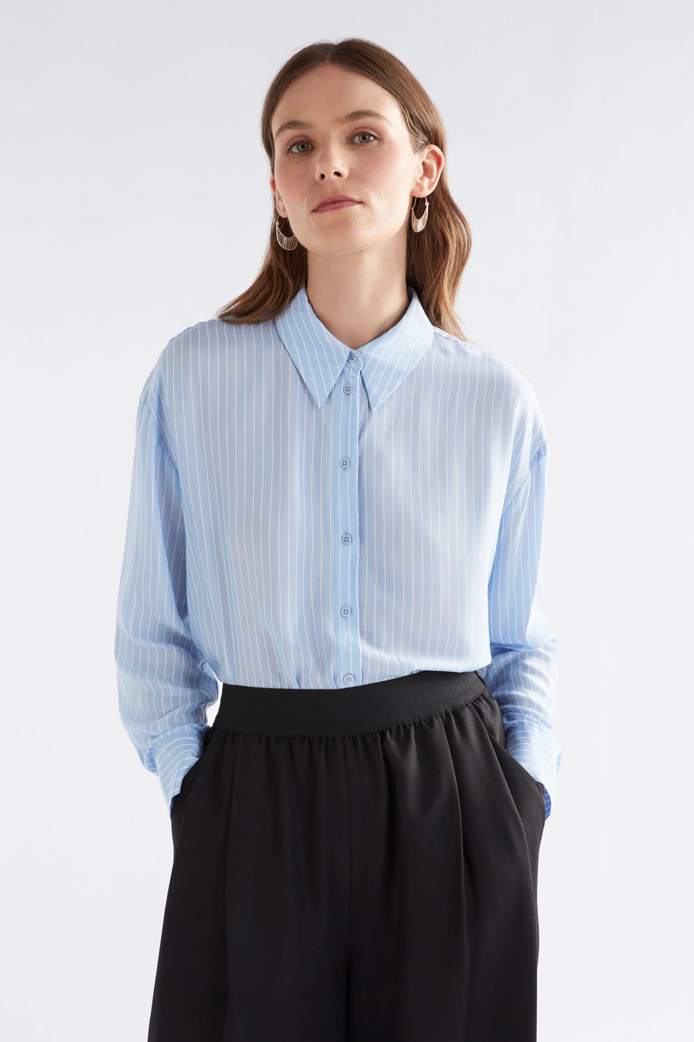 sera shirt - pale blue stripe