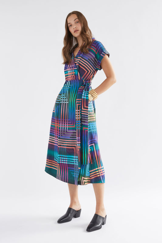 minnen wrap dress - navy ligheten print