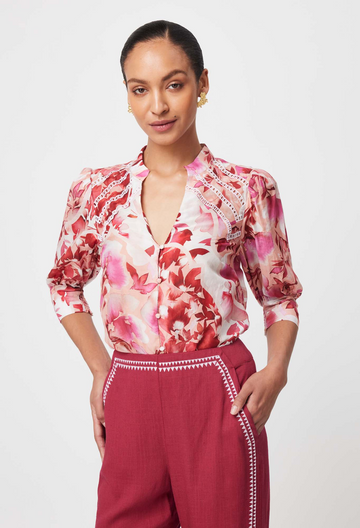 sanibel  short sleeve top- flamingo flower