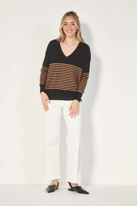 brag sweater -black stripe