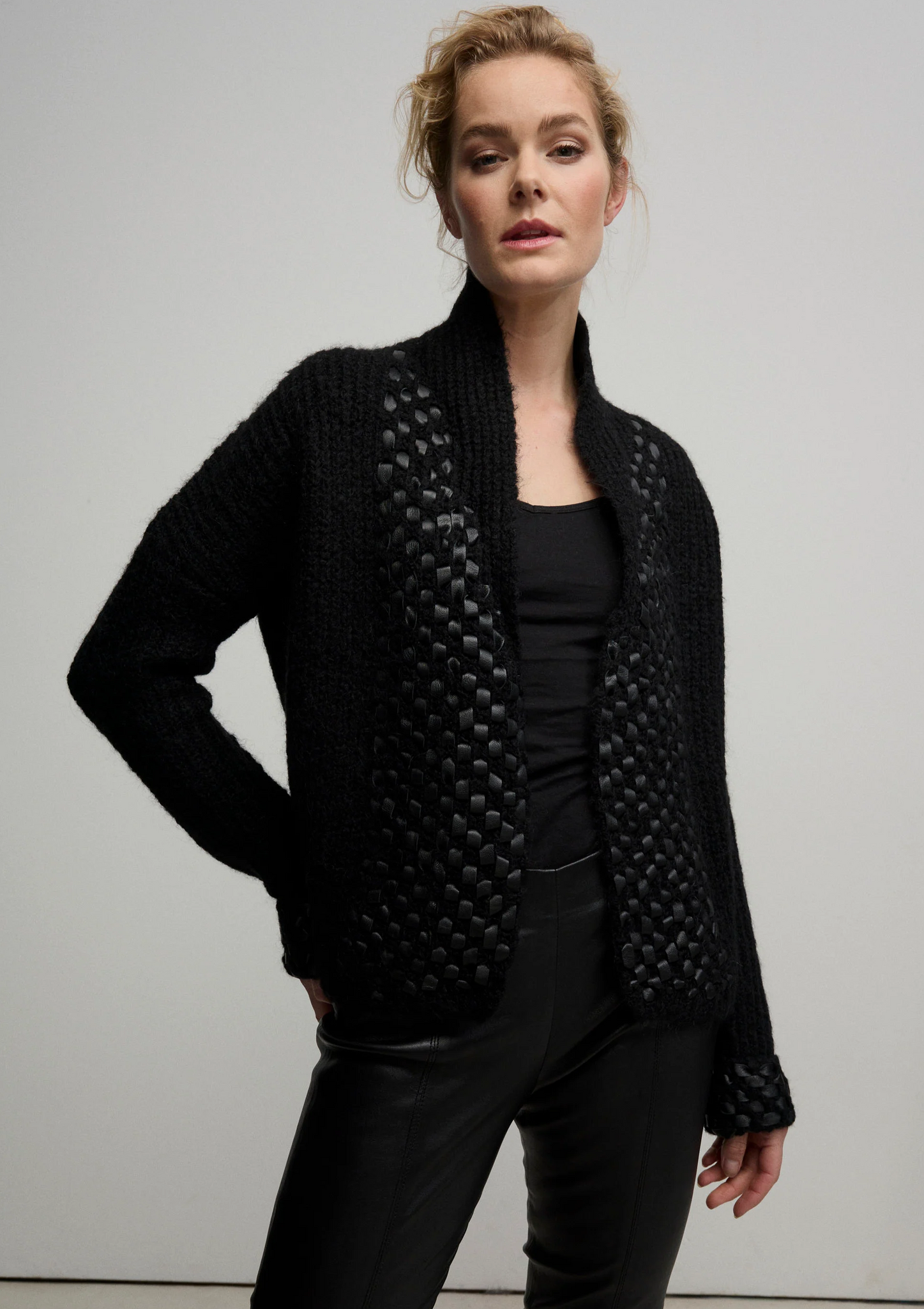 ines - knitted jacket